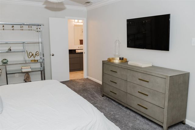 3257 Brookhaven Club Drive, Farmers Branch, TX 75234