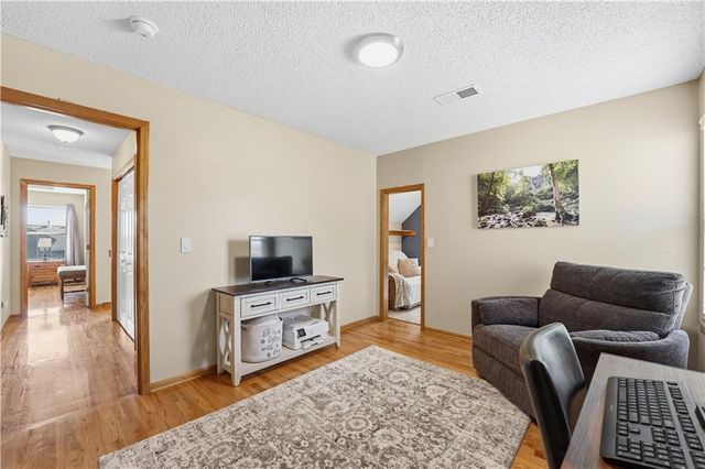 19104 W 163rd Place, Olathe, KS 66062