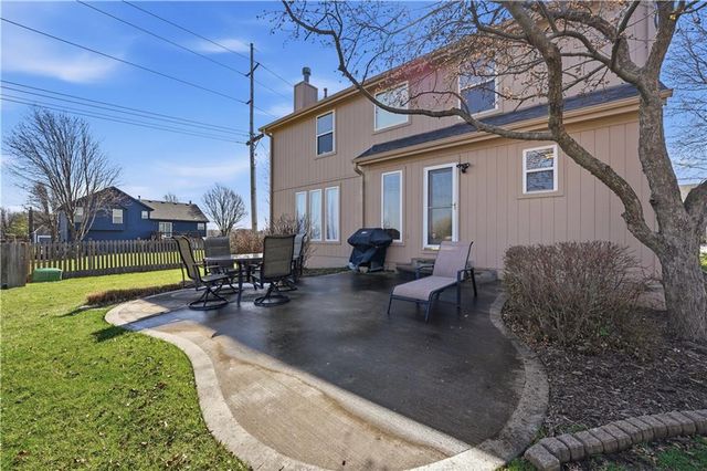 19104 W 163rd Place, Olathe, KS 66062