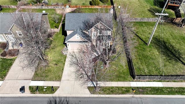 19104 W 163rd Place, Olathe, KS 66062