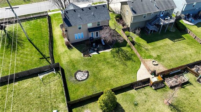 19104 W 163rd Place, Olathe, KS 66062