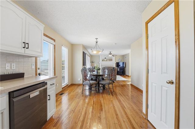 19104 W 163rd Place, Olathe, KS 66062