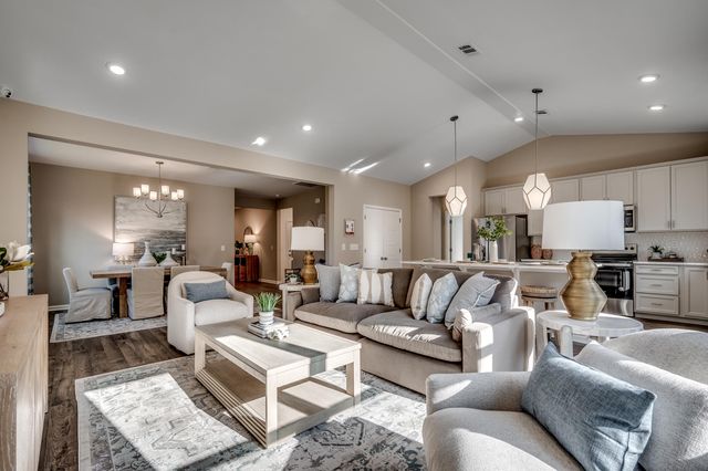 171 Buckingham Dr, Conway, SC 29526
