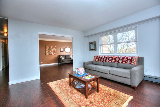 25 Cartright Street 5D, Bridgeport, CT 06604