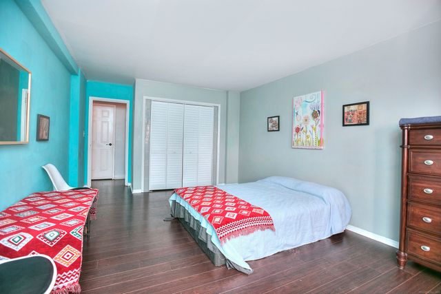 25 Cartright Street 5D, Bridgeport, CT 06604