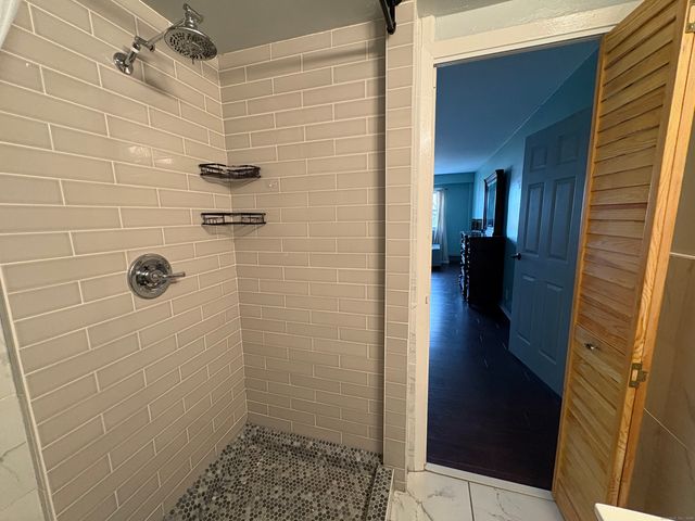 25 Cartright Street 5D, Bridgeport, CT 06604