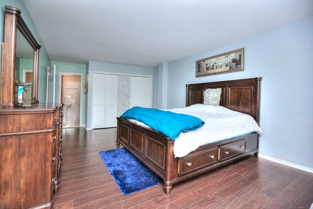 25 Cartright Street 5D, Bridgeport, CT 06604