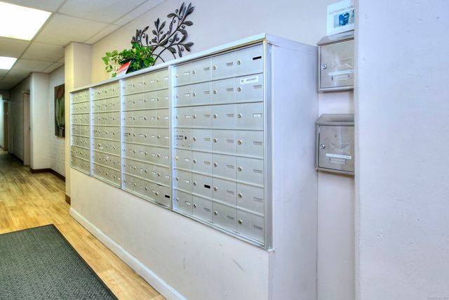 25 Cartright Street 5D, Bridgeport, CT 06604