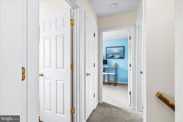18 ROBINDALE DR, Emmitsburg, MD 21727