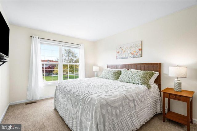 18 ROBINDALE DR, Emmitsburg, MD 21727