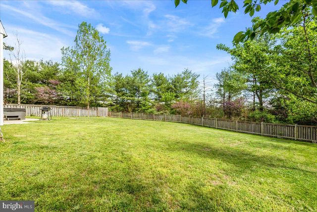 18 ROBINDALE DR, Emmitsburg, MD 21727