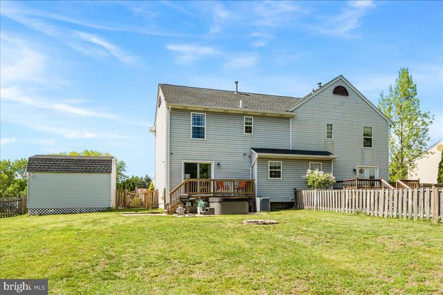 18 ROBINDALE DR, Emmitsburg, MD 21727