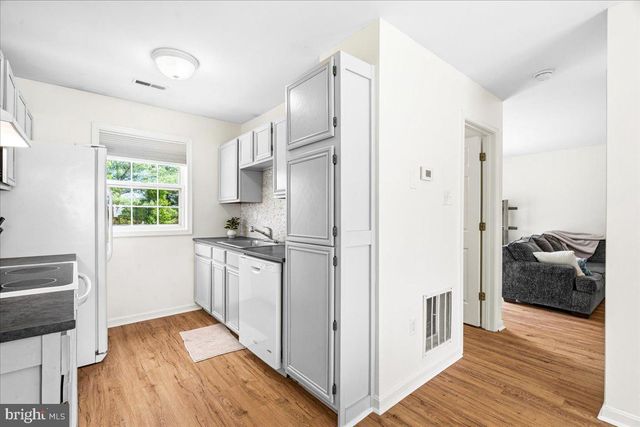 18 ROBINDALE DR, Emmitsburg, MD 21727
