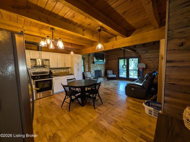 250 M Cain Rd, Brandenburg, KY 40108