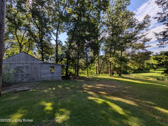 250 M Cain Rd, Brandenburg, KY 40108