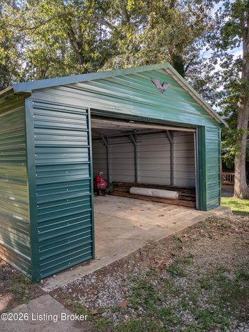 250 M Cain Rd, Brandenburg, KY 40108