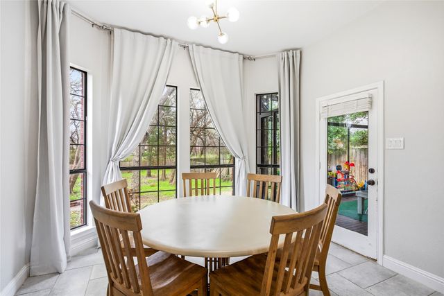 822 Longmeadow Court, Desoto, TX 75115