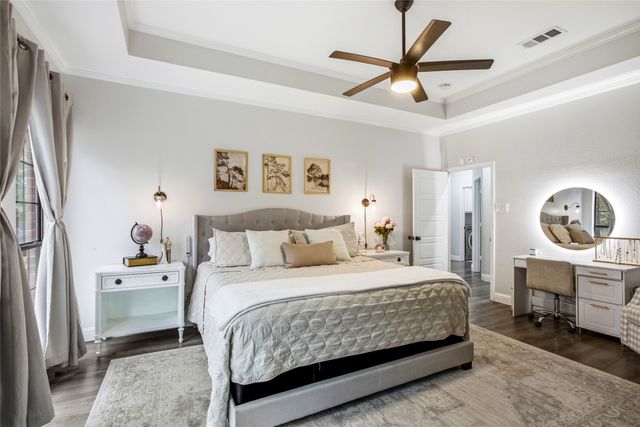 822 Longmeadow Court, Desoto, TX 75115