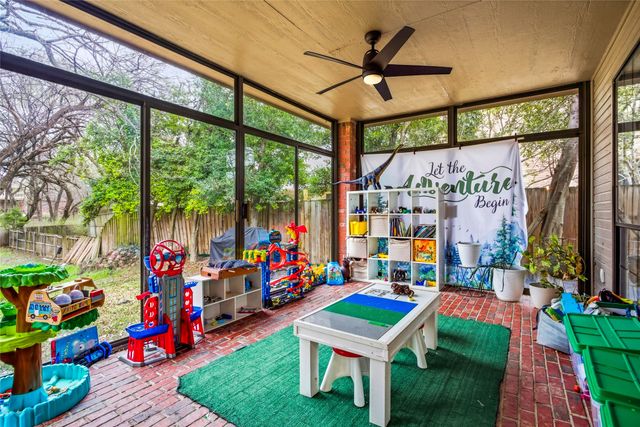 822 Longmeadow Court, Desoto, TX 75115