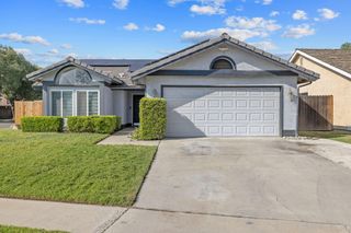 1007 N Atwood Street, Visalia, CA 93291