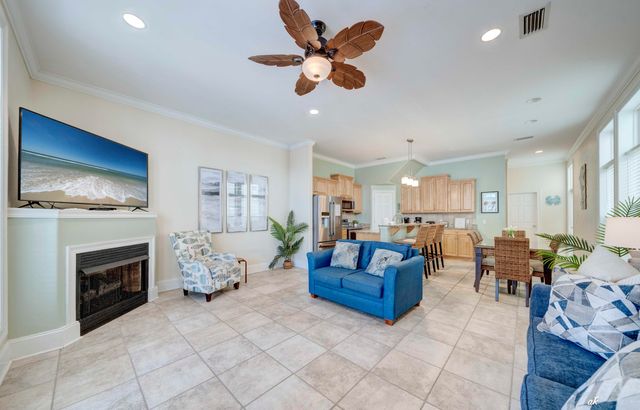 7428 Thomas Drive, Panama City Beach, FL 32408