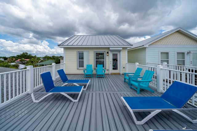 7428 Thomas Drive, Panama City Beach, FL 32408