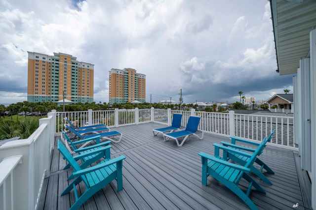 7428 Thomas Drive, Panama City Beach, FL 32408