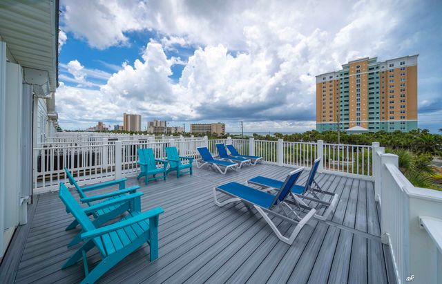 7428 Thomas Drive, Panama City Beach, FL 32408