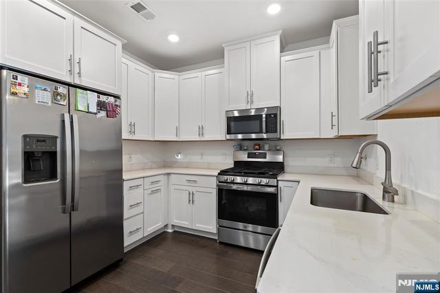 341 Main Street, Little Falls, NJ 07424