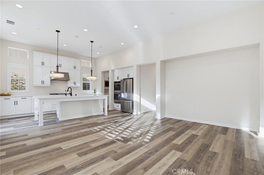 25110 Citron Lane, Canyon Country, CA 91387 — photo 3