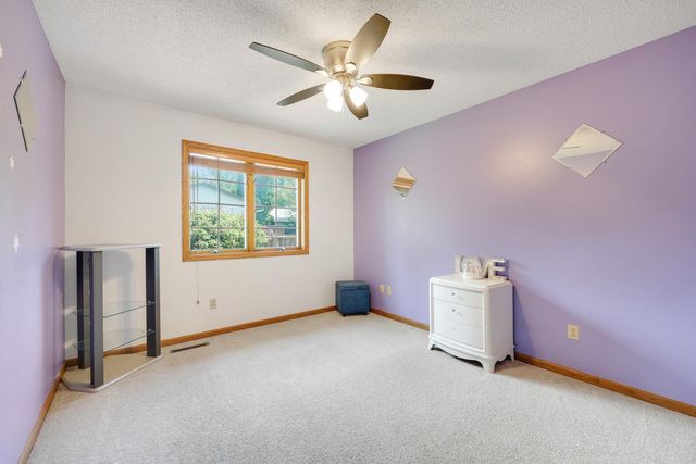 950 Birch View Court, Saint Paul, MN 55119