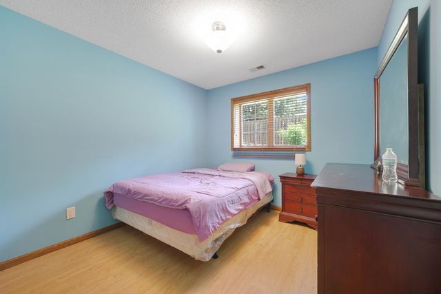 950 Birch View Court, Saint Paul, MN 55119