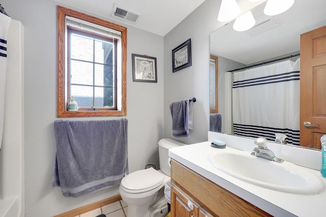 950 Birch View Court, Saint Paul, MN 55119
