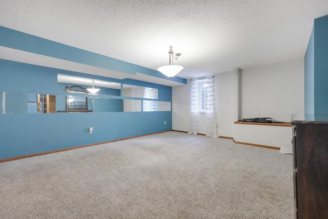 950 Birch View Court, Saint Paul, MN 55119