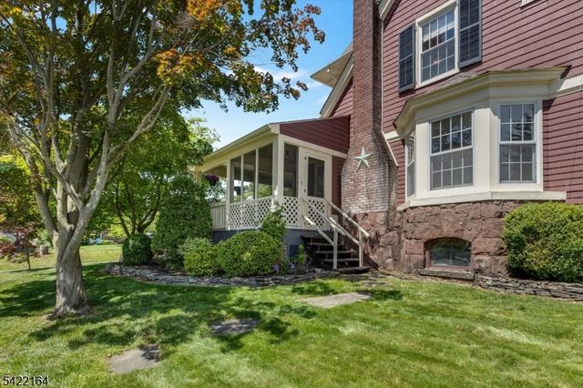 5 Colonial Ter, Nutley Twp., NJ 07110
