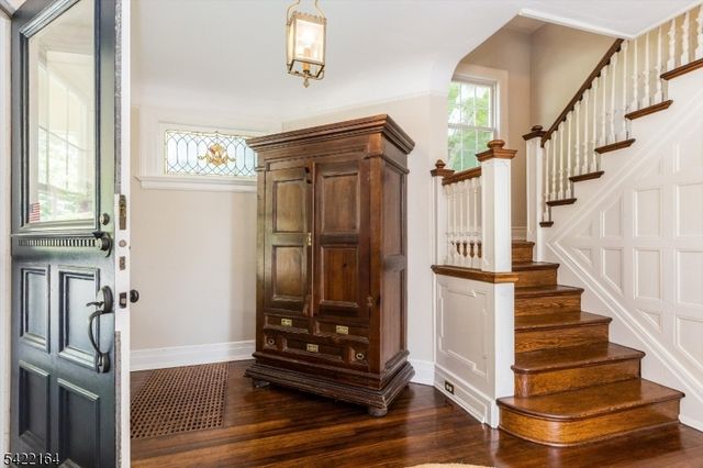 5 Colonial Ter, Nutley Twp., NJ 07110