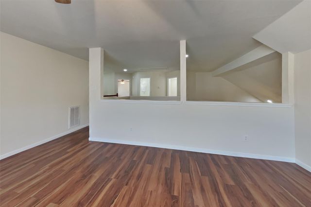 1418 Summer Rain Drive, Kingwood, TX 77339