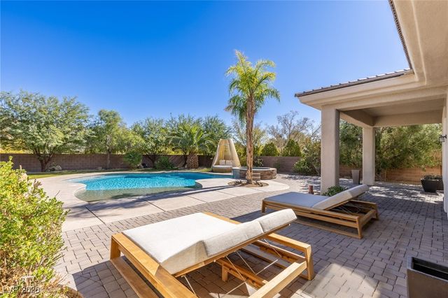 7304 Buttons Ridge Drive, Las Vegas, NV 89131