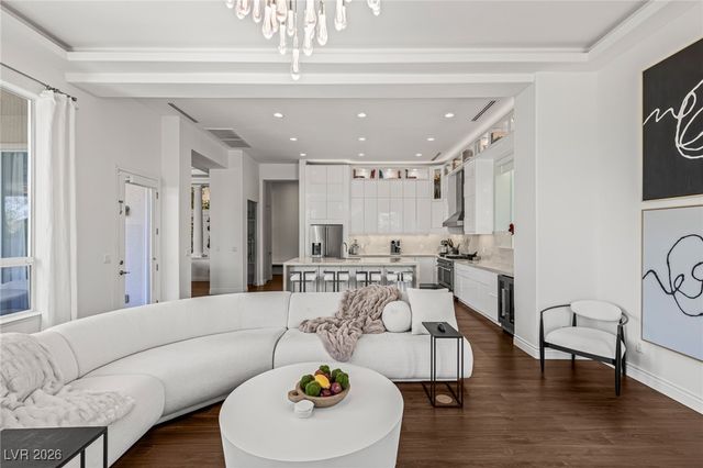 7304 Buttons Ridge Drive, Las Vegas, NV 89131