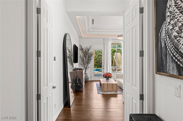 7304 Buttons Ridge Drive, Las Vegas, NV 89131