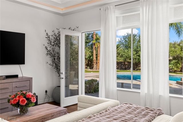 7304 Buttons Ridge Drive, Las Vegas, NV 89131