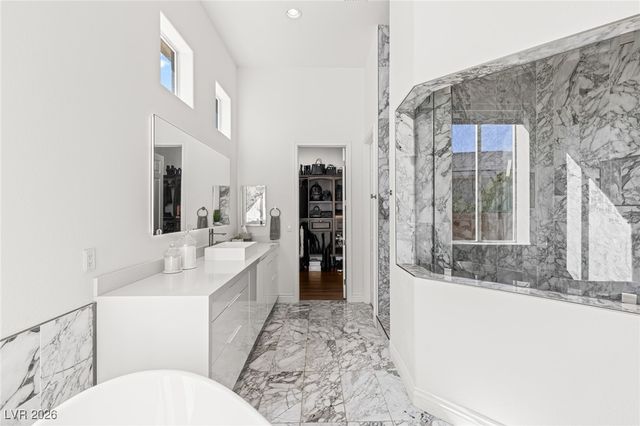 7304 Buttons Ridge Drive, Las Vegas, NV 89131