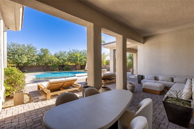 7304 Buttons Ridge Drive, Las Vegas, NV 89131