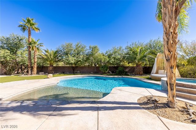 7304 Buttons Ridge Drive, Las Vegas, NV 89131