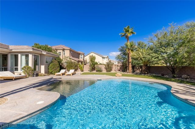7304 Buttons Ridge Drive, Las Vegas, NV 89131