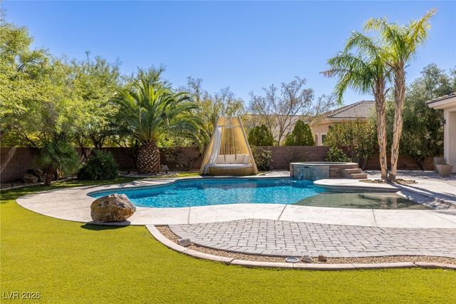 7304 Buttons Ridge Drive, Las Vegas, NV 89131