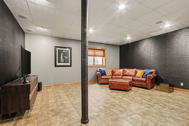 5431 E 107th Place, Crown Point, IN 46307