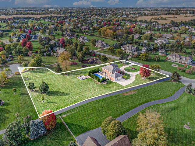 5431 E 107th Place, Crown Point, IN 46307