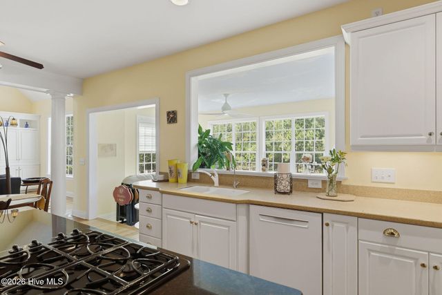 4252 Skeffington Court, Southport, NC 28461