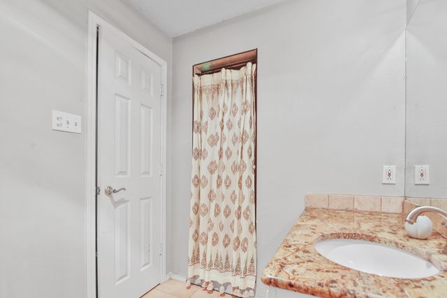 5114 2nd Street, Lubbock, TX 79416